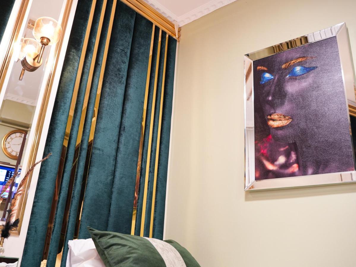 Whitemoon Hotel Suites Taksim Istanbul Ngoại thất bức ảnh